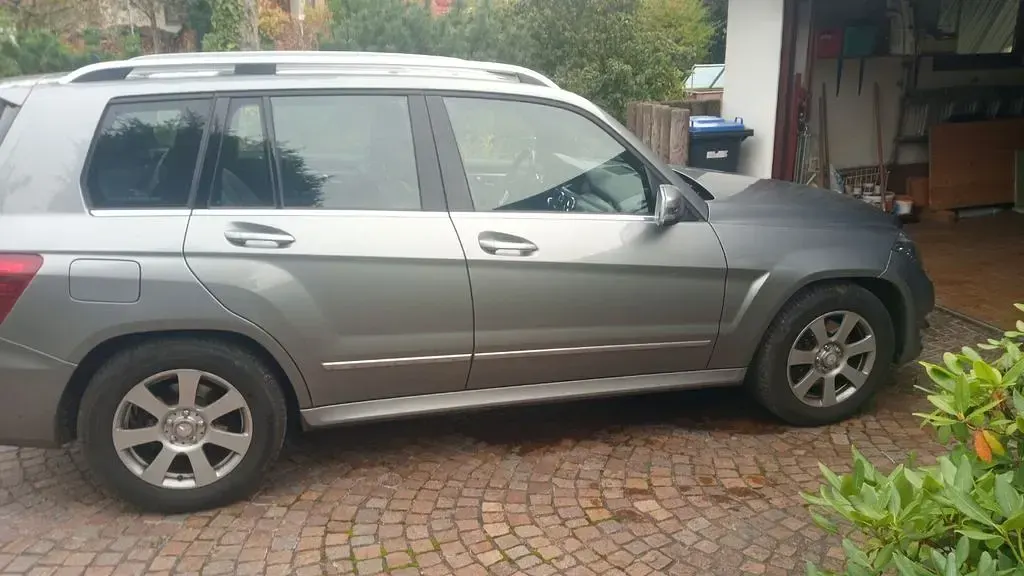 Gebraucht Mercedes GLK220 170 PS (125 kW) 2013 Silber SUV