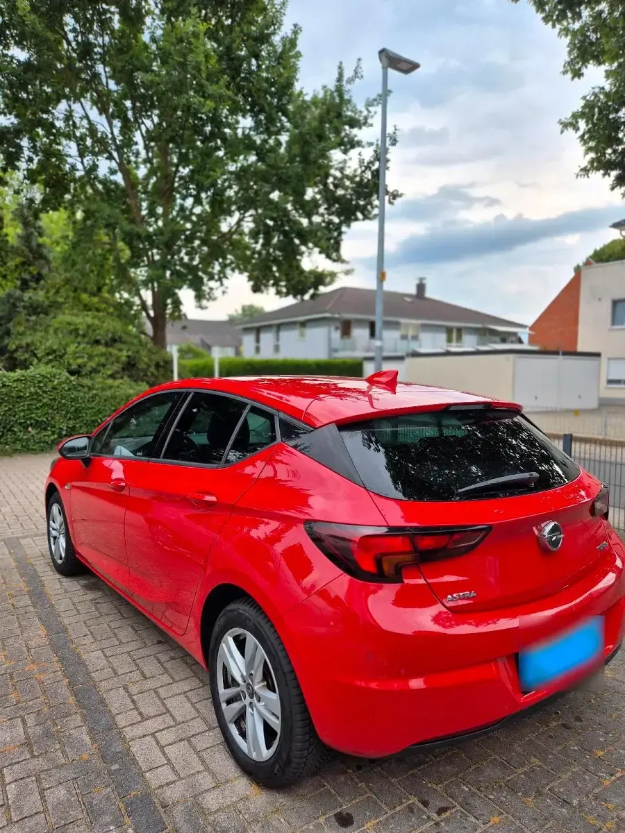 Gebraucht Opel Astra 150 PS (110 kW) 2016 Rot Kleinwagen