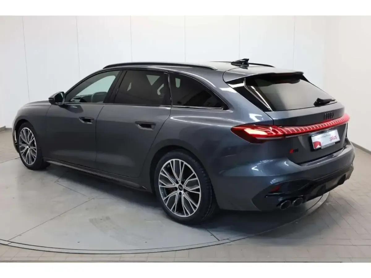 Gebraucht Audi S5 Sport 367 PS (269 kW) 2025 Daytonagrauperleffekt Kombi