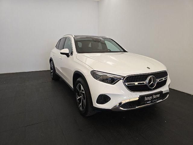 Gebraucht Mercedes GLC300e 333 PS (244 kW) 2023