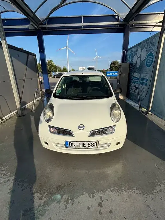 Gebraucht Nissan Micra 65 PS (47 kW) 2009 Weiß Limousine