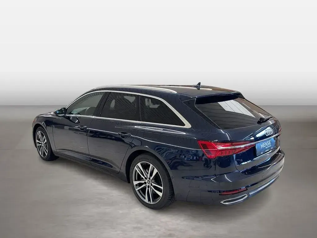 Gebraucht Audi A6 Sport 299 PS (219 kW) 2023 Firmamentblau Kombi