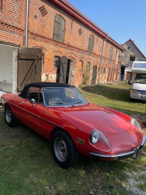 Gebraucht Alfa Romeo Spider 111 PS (81 kW) 1980 Rot Cabrio