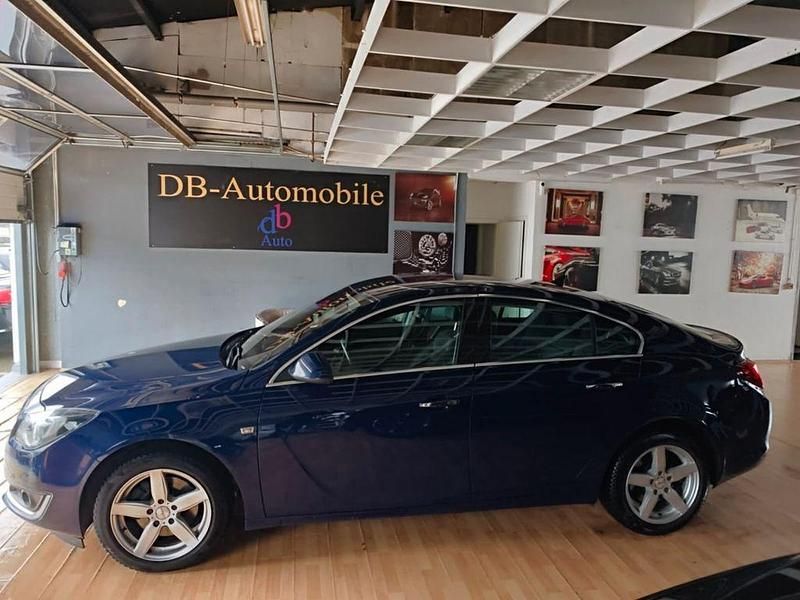 Gebraucht Opel Insignia Innovation 194 PS (142 kW) 2015 Blau Limousine