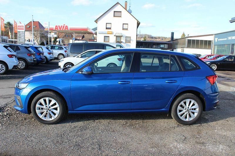 Gebraucht Skoda Scala Selection 116 PS (85 kW) 2025 Blau Kleinwagen