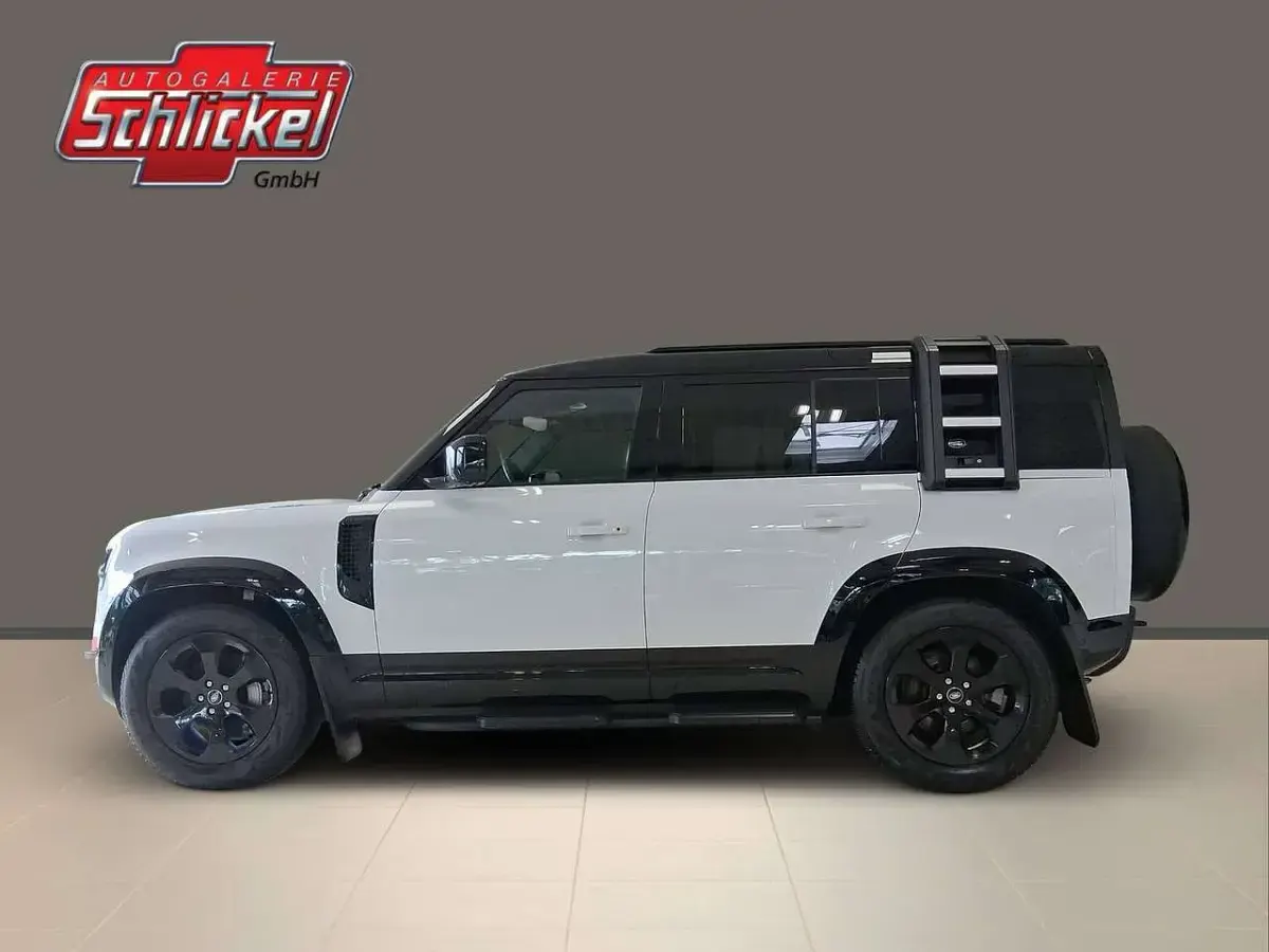 Gebraucht Land Rover Defender HSE Dynamic 300 PS (220 kW) 2024 Fuji white SUV