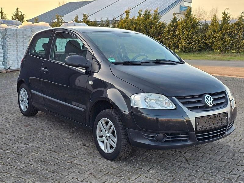 Gebraucht VW Fox Basis 69 PS (50 kW) 2006 Schwarz Kleinwagen
