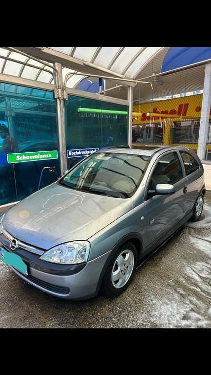 Grau Gebraucht 2003 Opel Corsa Limousine | 600 € (Superpreis) - Bild 1/4