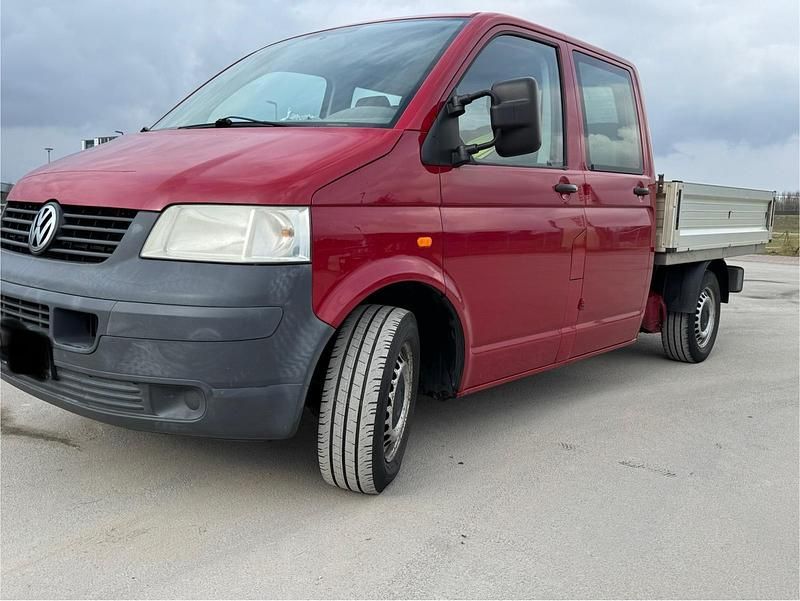 Gebraucht VW T5 105 PS (77 kW) 2007 Rot Van