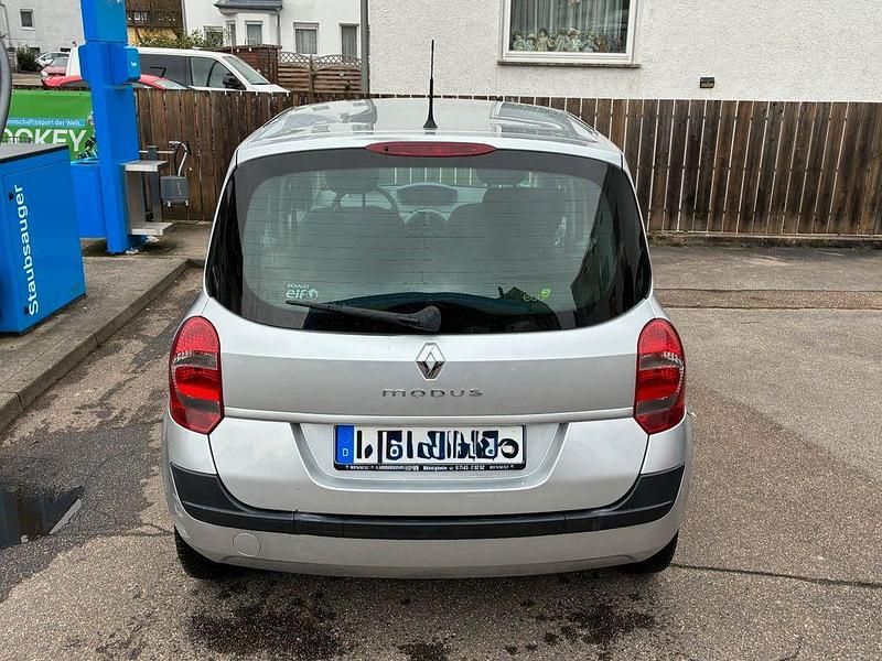 Gebraucht Renault Modus Authentique 75 PS (55 kW) 2008 Grau Van / Kleinbus