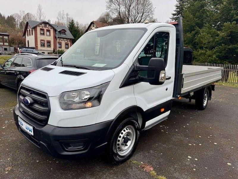 Gebraucht Ford Transit Basis 131 PS (96 kW) 2021 Frostweiß Van / Kleinbus