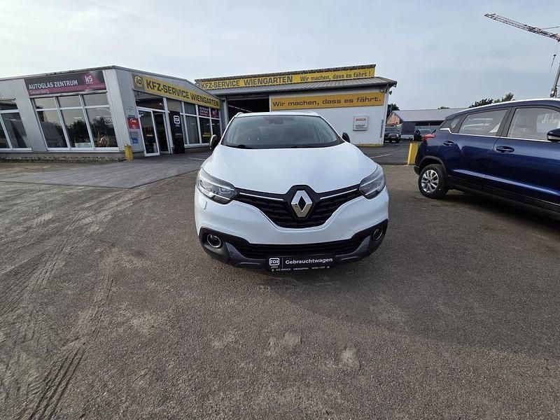 Weiß Gebraucht 2017 Renault Kadjar Bose Edition SUV | 11.990 € (Guter Preis) - Bild 1/4