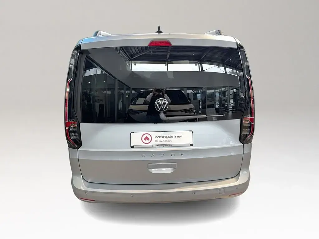 Neu VW Caddy Life 116 PS (85 kW) 2026 Silber Van / Kleinbus