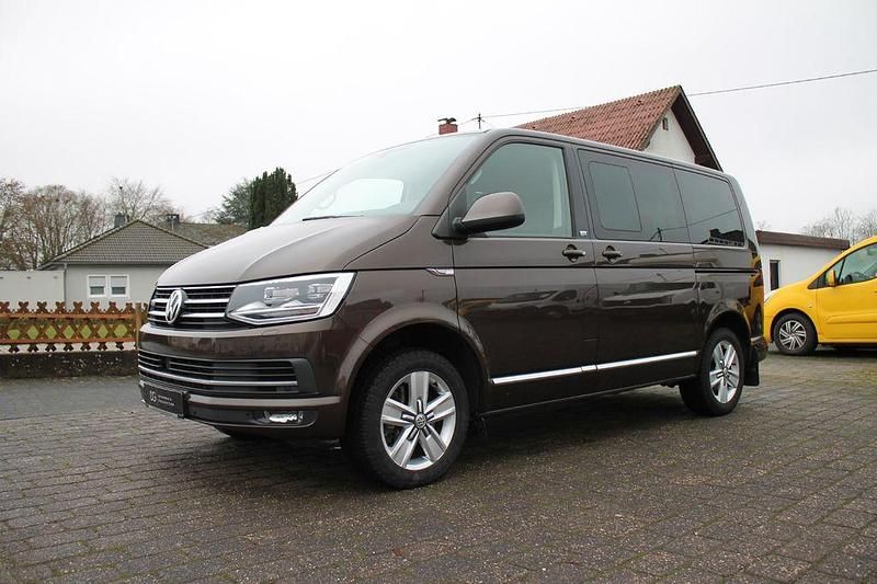 Braun Gebraucht 2017 VW Multivan Generation Six Van | 23.900 € (Guter Preis) - Bild 1/4