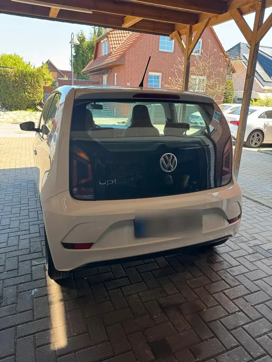 Gebraucht VW up! 60 PS (44 kW) 2017 Weiß Kleinwagen