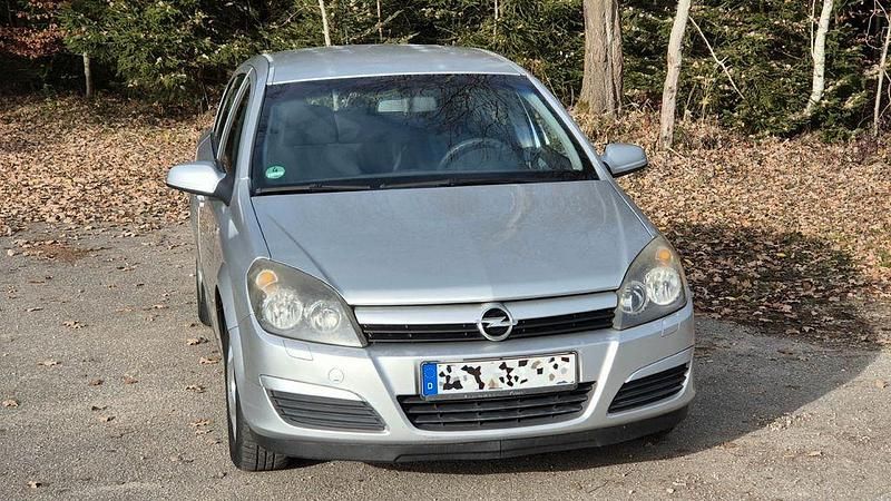 Gebraucht Opel Astra 90 PS (66 kW) 2004 Silber Limousine
