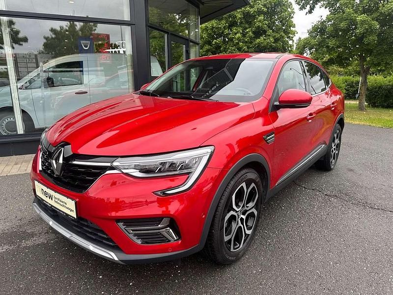 Dezir rot metallic Gebraucht 2021 Renault Arkana Intens SUV | 20.500 € (Guter Preis) - Bild 1/4
