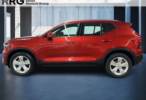 Gebraucht Volvo XC40 Core 130 PS (95 kW) 2024 Fusion red SUV