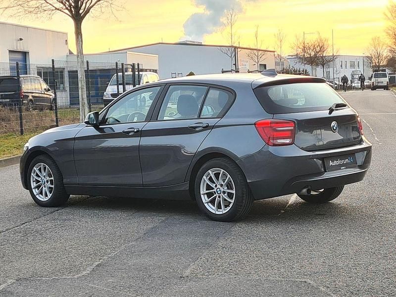 Gebraucht BMW 116 Advantage 136 PS (100 kW) 2013 Grau Kleinwagen