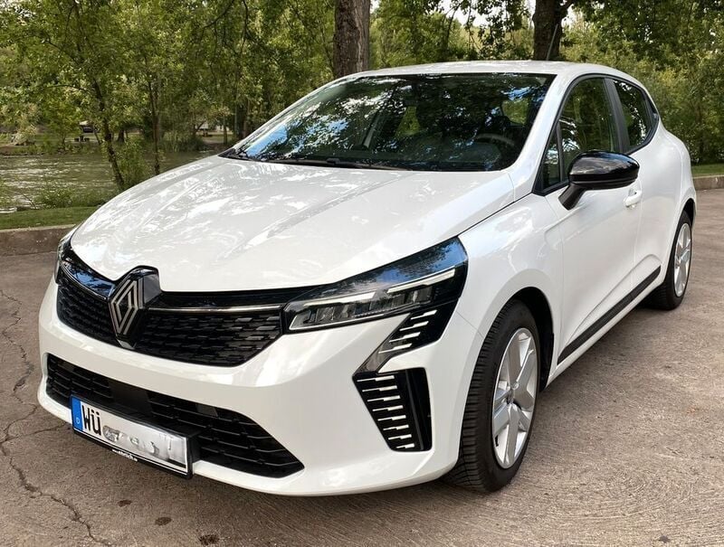 Weiß Gebraucht 2024 Renault Clio V Evolution Limousine | 14.700 € (Superpreis) - Bild 1/4