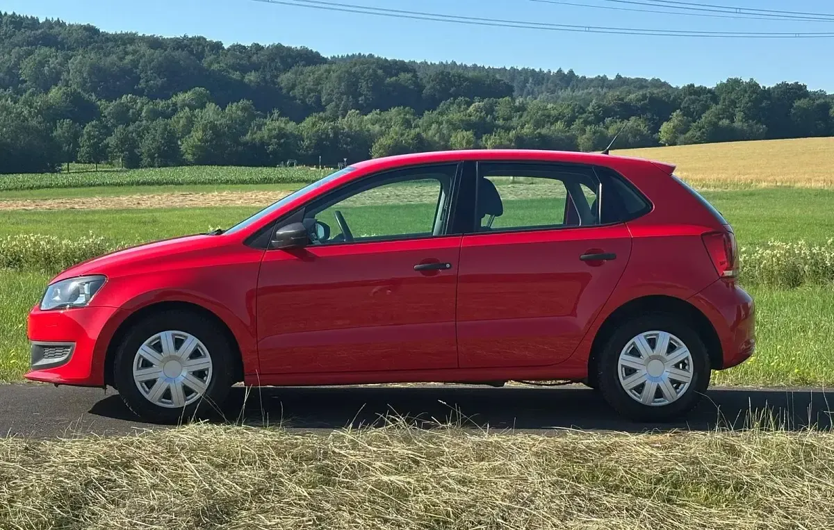 Gebraucht VW Polo 60 PS (44 kW) 2009 Rot Kleinwagen