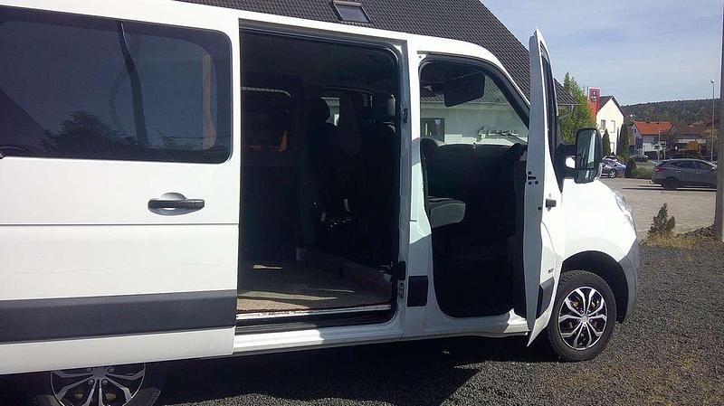 Second-hand Renault Master 125 CP (91 kW) 2012 Alb Break