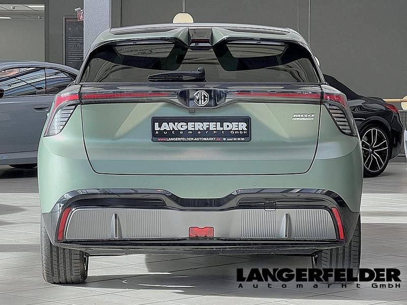 Gebraucht MG MG4 EV 319 kW (435 PS) 2024 Hunter green matt Kleinwagen