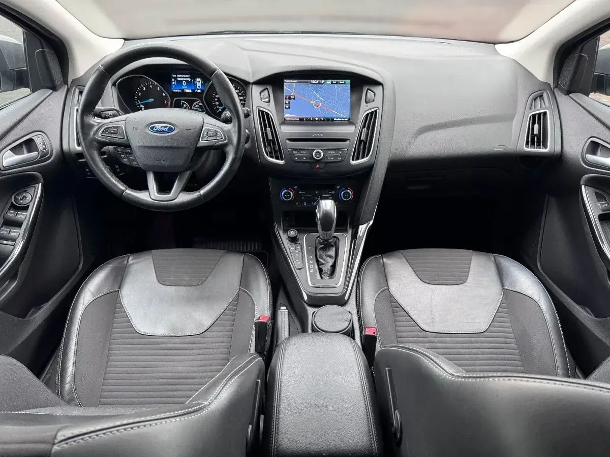 Gebraucht Ford Focus Titanium 150 PS (110 kW) 2015 Braun Kombi