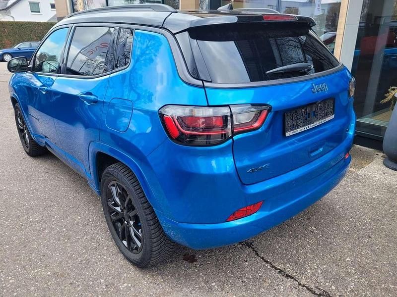 Second-hand Jeep Compass 179 CP (131 kW) 2021 Albastru SUV