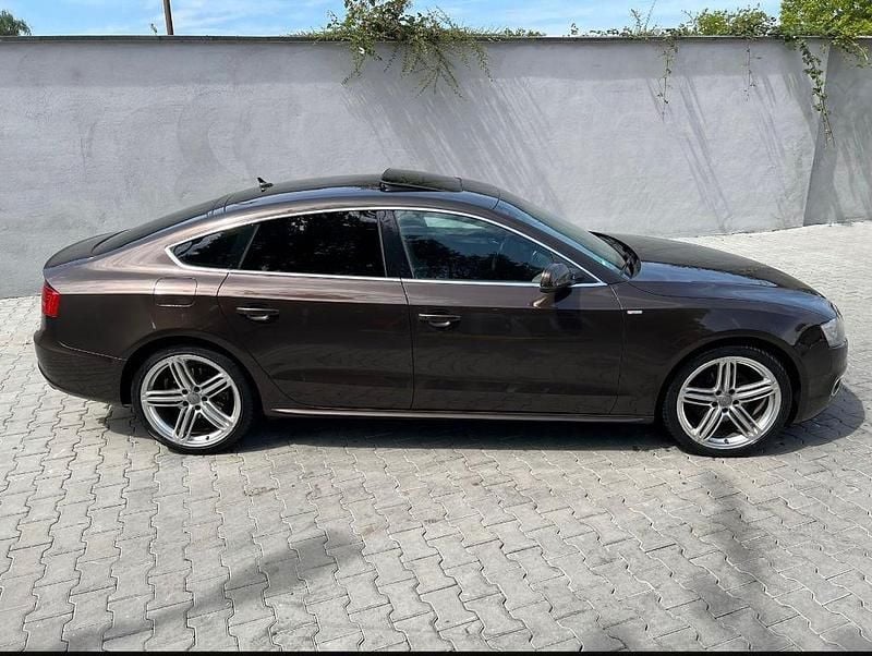 Braun Gebraucht 2010 Audi A5 S-Line Coupé | 7.750 € (Guter Preis) - Bild 1/4