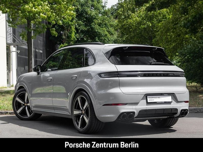 Gebraucht Porsche Cayenne 470 PS (345 kW) 2025 Weiss SUV
