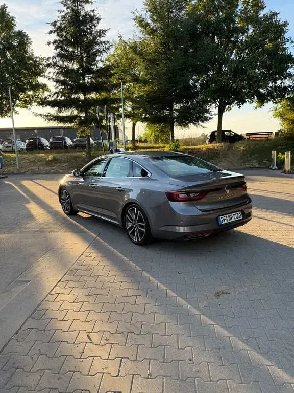 Gebraucht Renault Talisman Intens 200 PS (147 kW) 2015 Grau Limousine