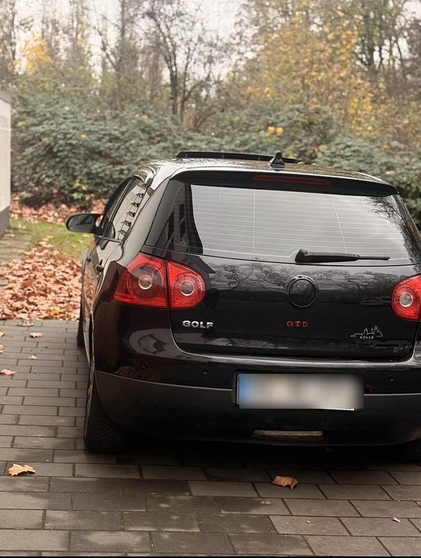 Schwarz Gebraucht 2004 VW Golf V Kleinwagen | 2.400 € (Guter Preis) - Bild 1/4