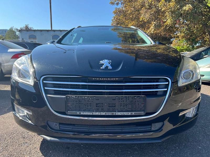Gebraucht Peugeot 508 Active 156 PS (114 kW) 2011 Lackierung schwarz perla Kombi