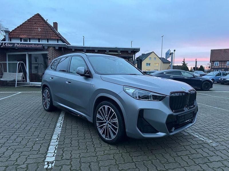 Gebraucht BMW iX1 Performance 230 kW (313 PS) 2023 Grau SUV