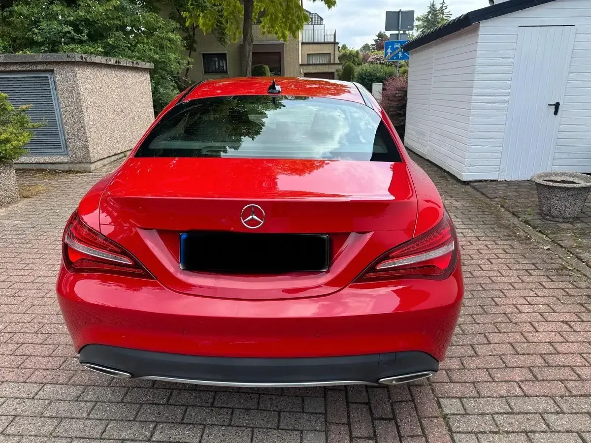 Gebraucht Mercedes CLA220 190 PS (139 kW) 2018 Rot Limousine