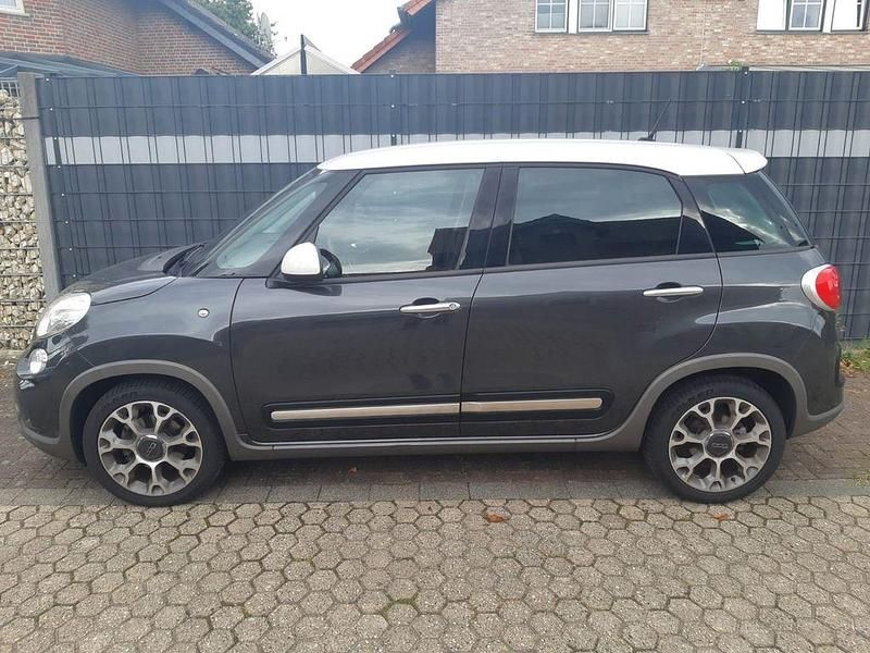 Gebraucht Fiat 500L Trekking 95 PS (69 kW) 2017 Grau Van / Kleinbus