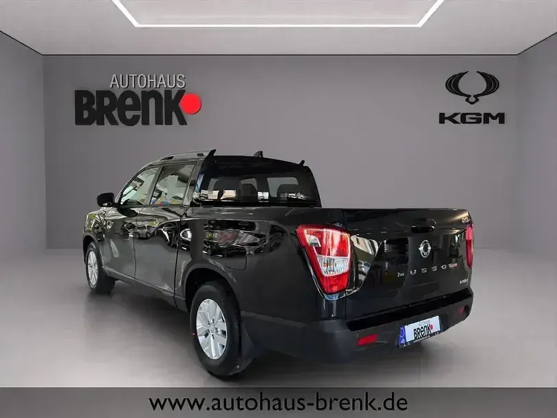 Neu KGM Musso 203 PS (149 kW) 2025 Schwarz Limousine