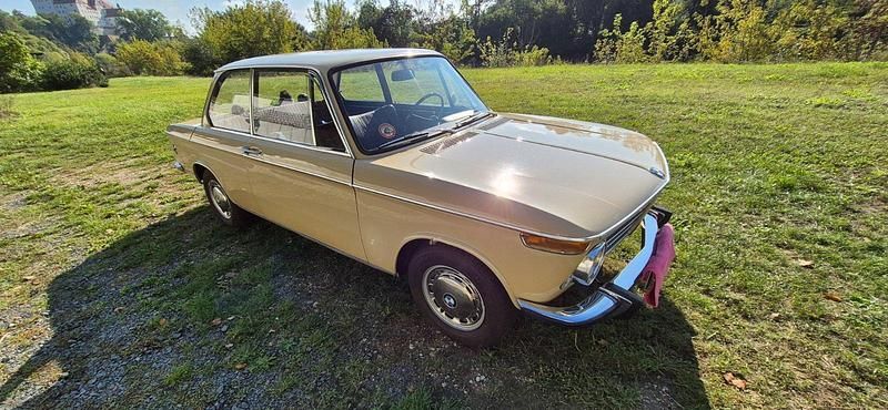 Beige Gebraucht 1968 BMW 1600-2 Limousine | 21.900 € - Bild 1/4