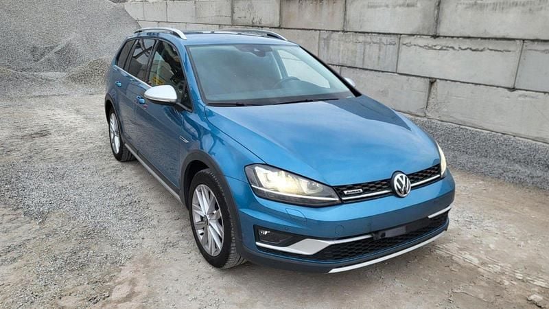 Używany VW Golf Alltrack 184 KM (135 kW) 2016 Niebieski Kombi