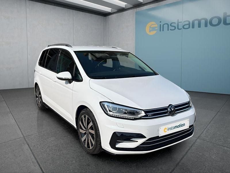 Weiß Gebraucht 2024 VW Touran Van / Kleinbus | 33.749 € (Fairer Preis) - Bild 1/4