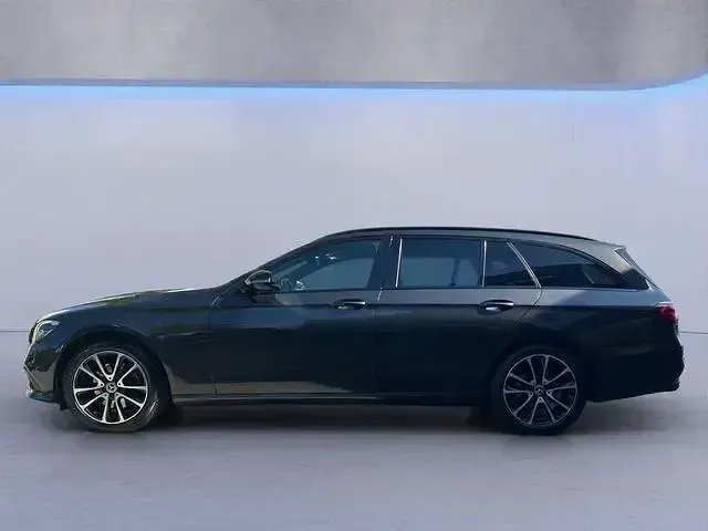 Gebraucht Mercedes 300 Avantgarde 2023 Andere Limousine