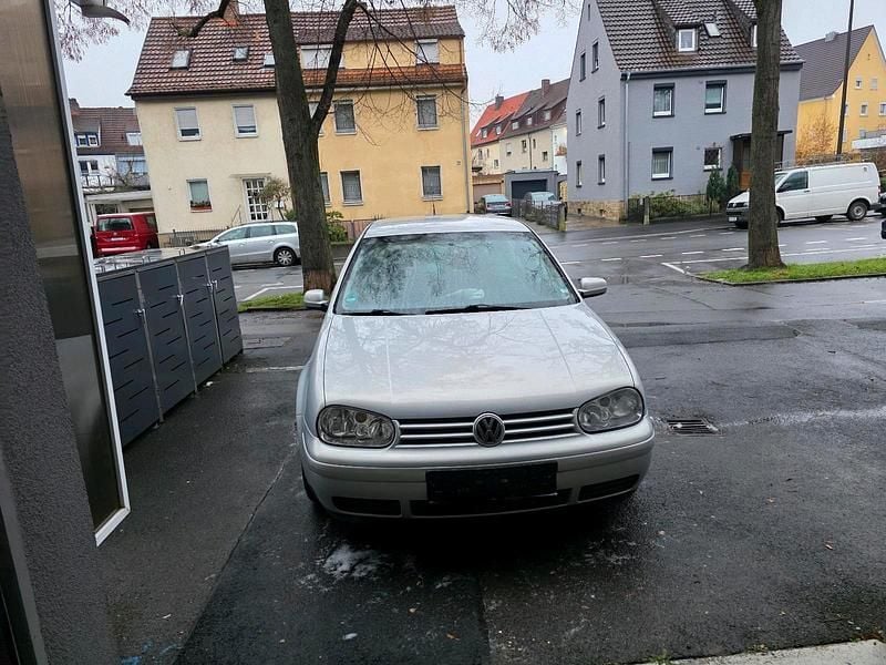 Gebraucht VW Golf IV 75 PS (55 kW) 1999 Silber Kleinwagen
