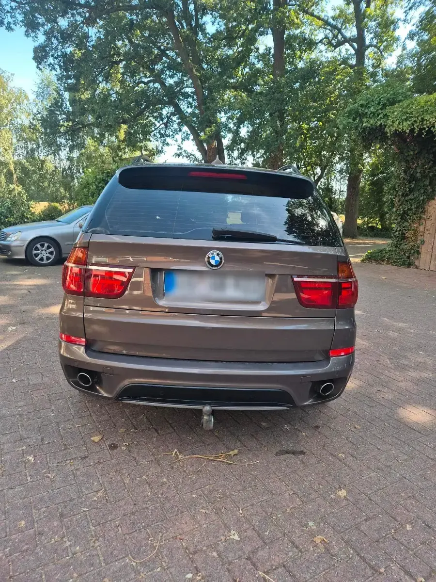 Gebraucht BMW X5 245 PS (180 kW) 2012 Braun SUV