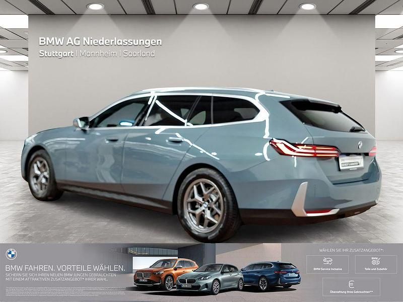 Gebraucht BMW 520 190 PS (139 kW) 2025 Grün Kombi