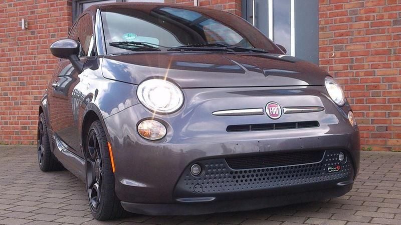 Gebraucht 2016 Fiat 500e Abarth Kleinwagen | 9.900 € (Fairer Preis) - Bild 1/4