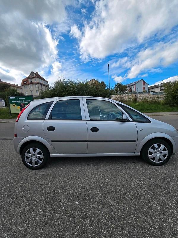 Gebraucht Opel Meriva 116 PS (85 kW) 2003 Grau Van / Kleinbus