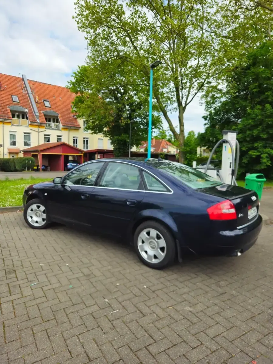 Gebraucht Audi A6 S-Line 180 PS (132 kW) 2003 Blau Limousine