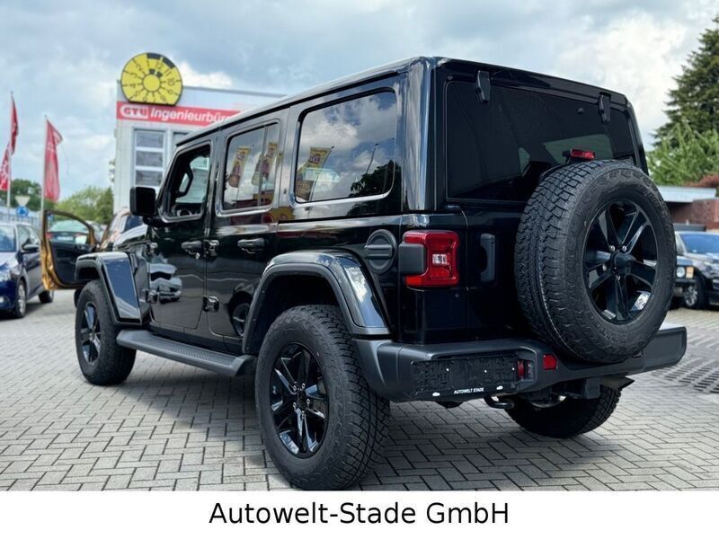 Gebraucht Jeep Wrangler Unlimited 284 PS (208 kW) 2023 Schwarz SUV