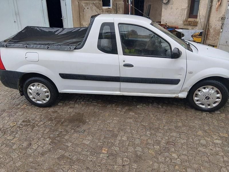 Second-hand Dacia Logan 68 CP (50 kW) 2008 Alb Pickup
